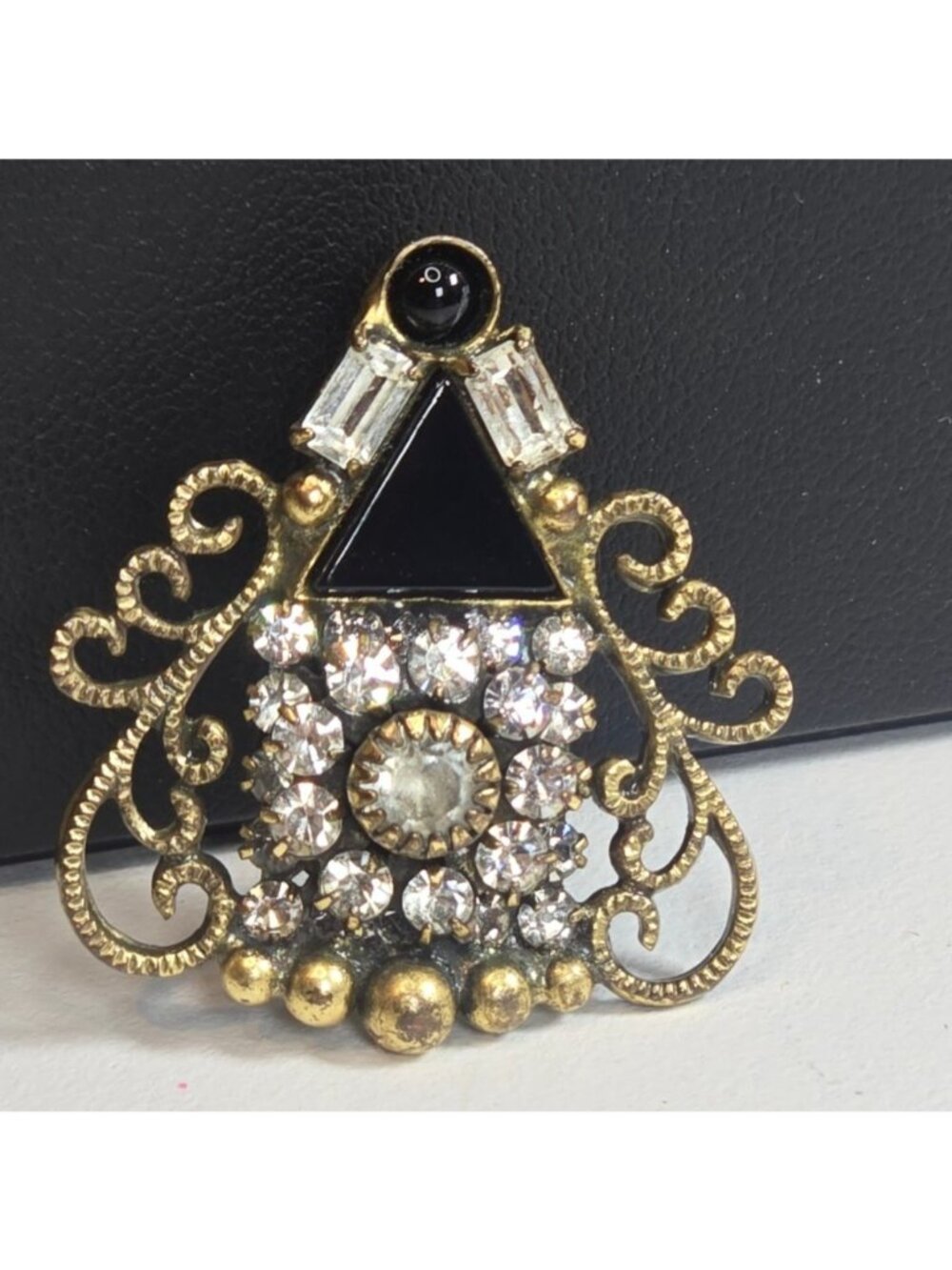 Vintage Mary DeMarco Gothic Revival Black Onyx Style Glass Statement Brooch - Picture 3 of 12